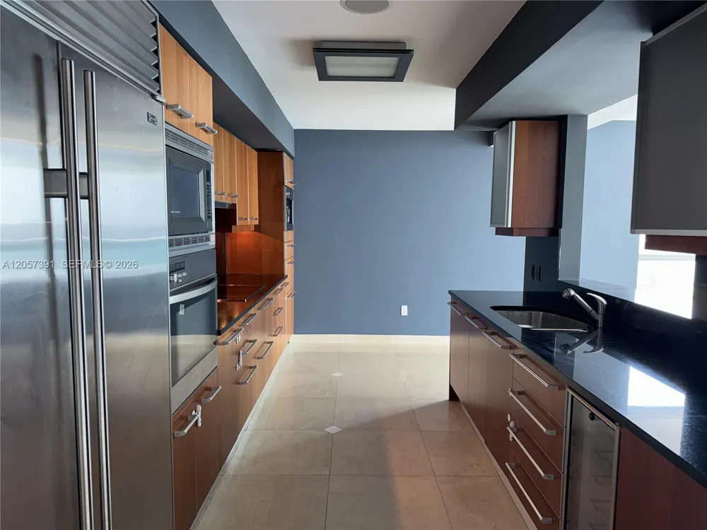 1331 Brickell Bay Dr #2801 Miami, FL 33131