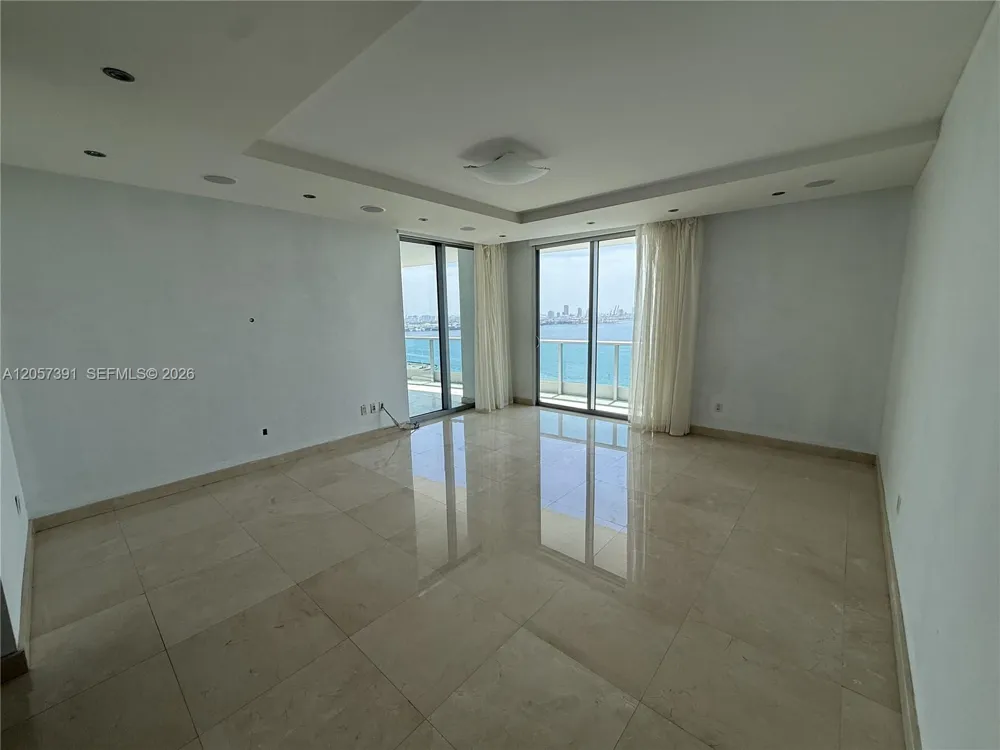 1331 Brickell Bay Dr #2801 Miami, FL 33131