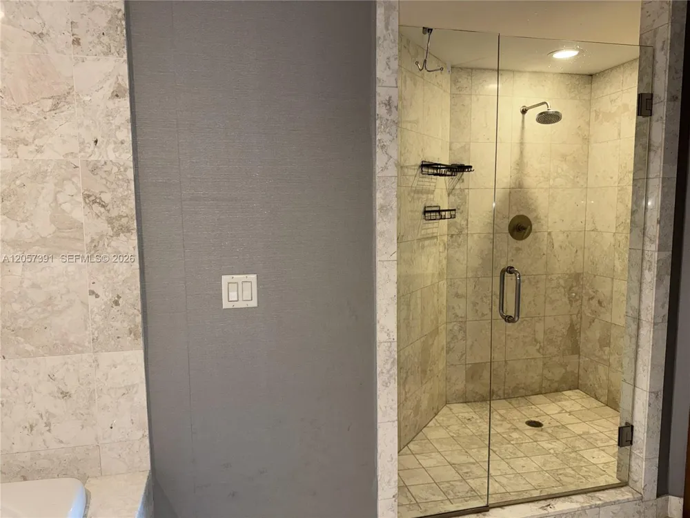 1331 Brickell Bay Dr #2801 Miami, FL 33131