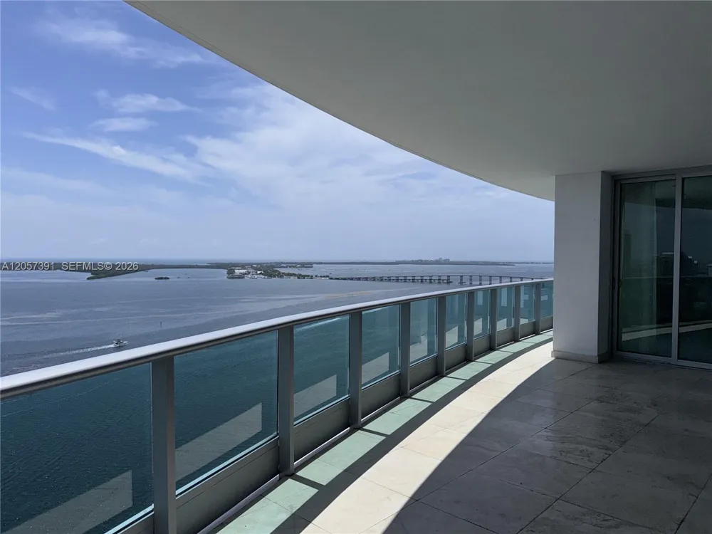1331 Brickell Bay Dr #2801 Miami, FL 33131