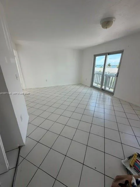 2001 Bay Dr #301