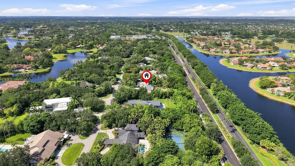2705 HACKNEY ROAD Weston, FL 33331