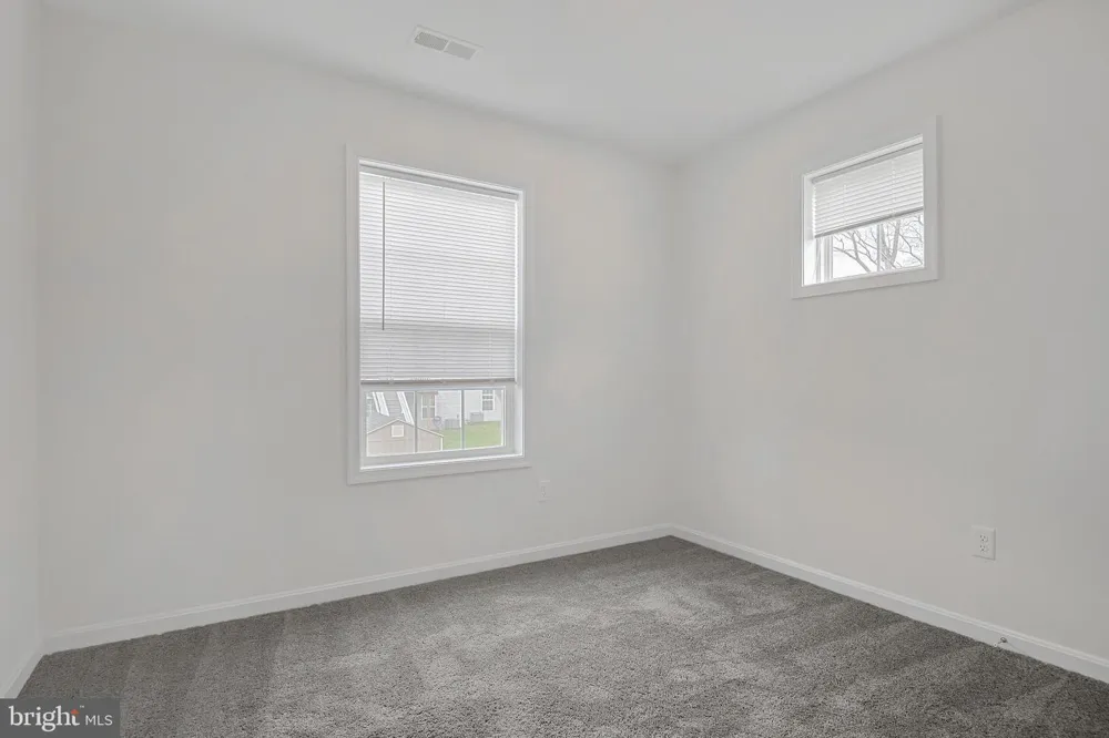 24 LAUREL WAY Carlisle, PA 17013
