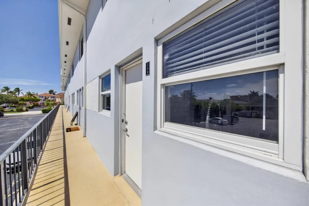 505 NE 20th Avenue #209 Deerfield Beach, FL 33441