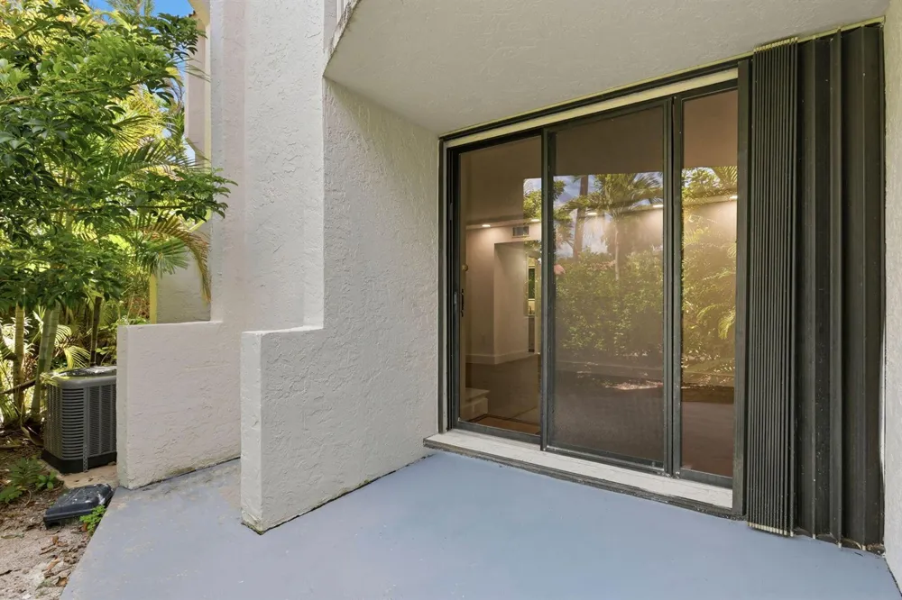 1222 Hillsboro Mile #15 Hillsboro Beach, FL 33062