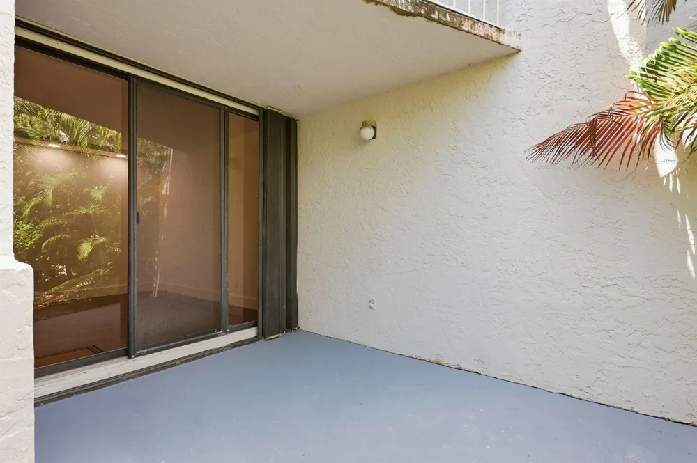 1222 Hillsboro Mile #15 Hillsboro Beach, FL 33062