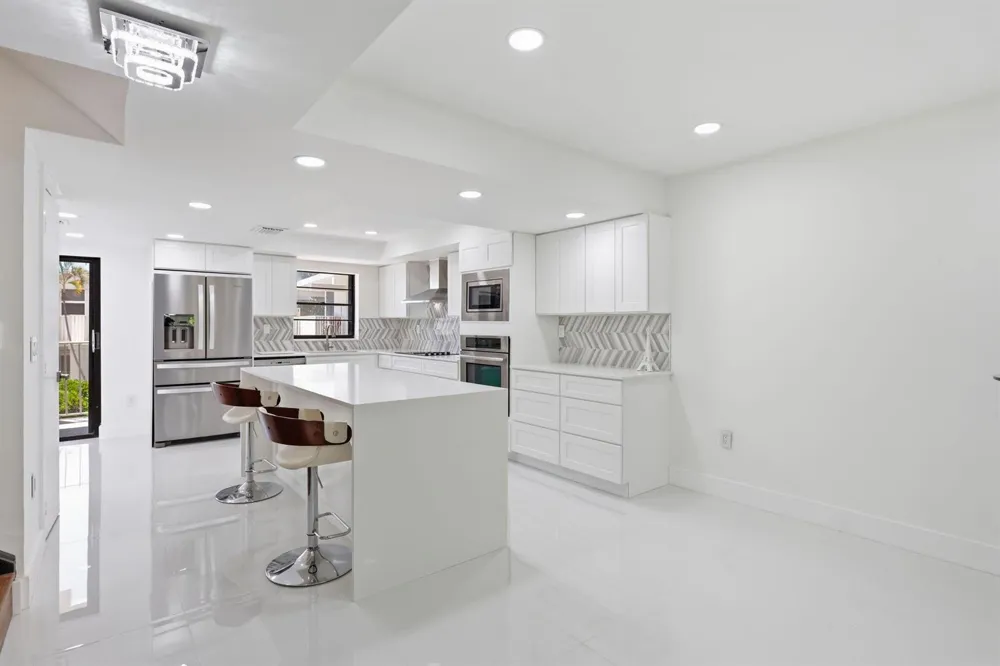 1222 Hillsboro Mile #15 Hillsboro Beach, FL 33062
