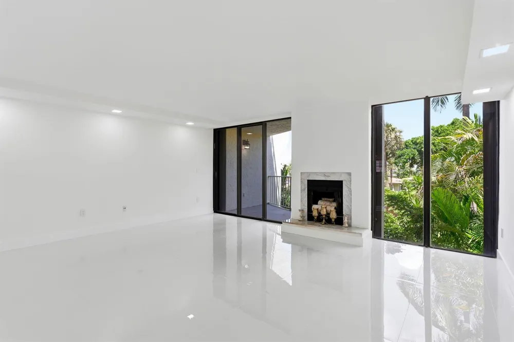 1222 Hillsboro Mile #15 Hillsboro Beach, FL 33062