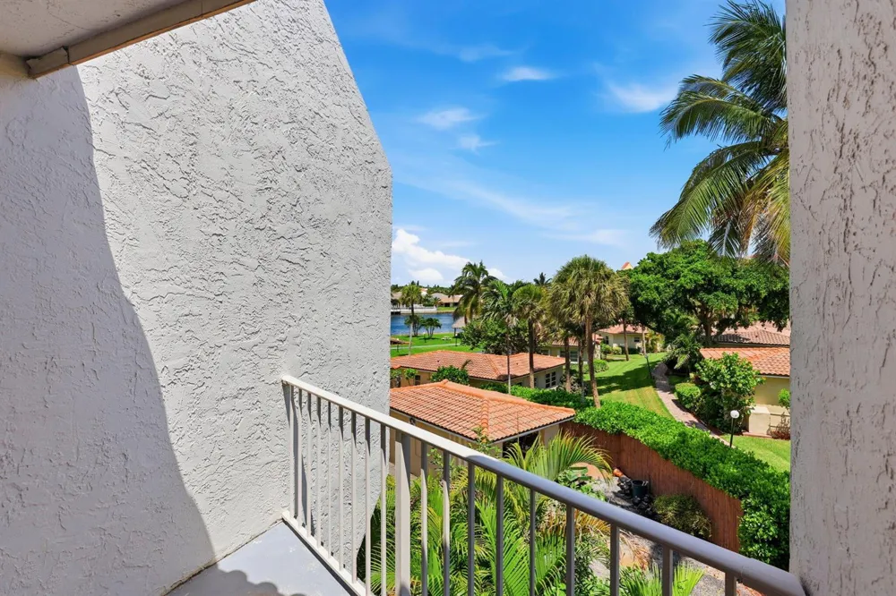 1222 Hillsboro Mile #15 Hillsboro Beach, FL 33062