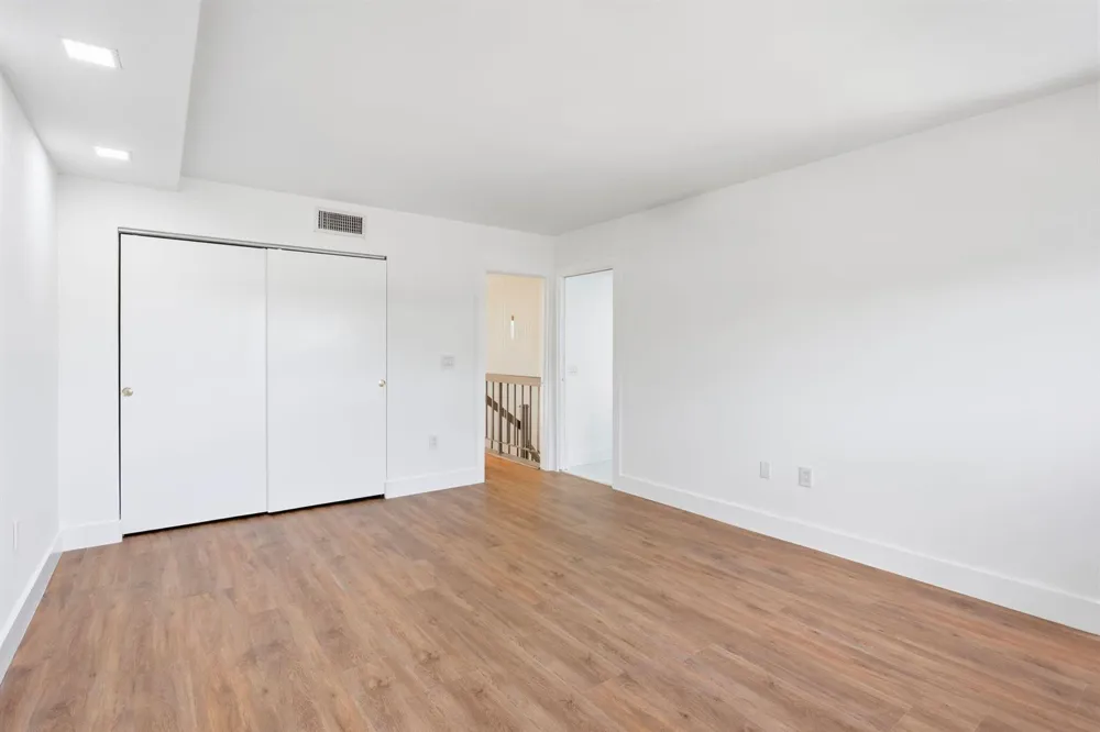 1222 Hillsboro Mile #15 Hillsboro Beach, FL 33062