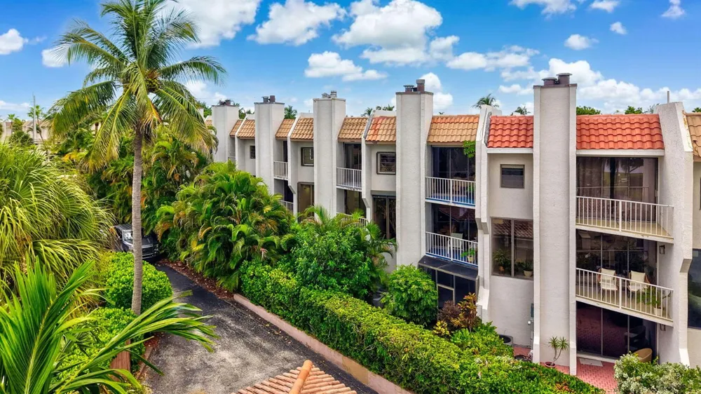 1222 Hillsboro Mile #15 Hillsboro Beach, FL 33062