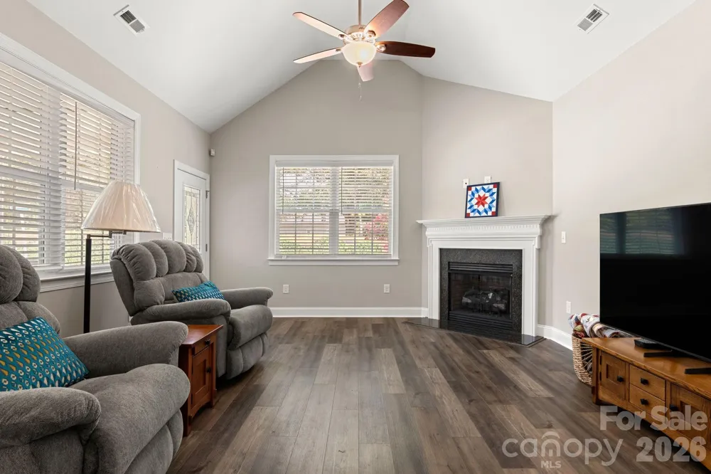 8276 Merchant Court Denver, NC 28037