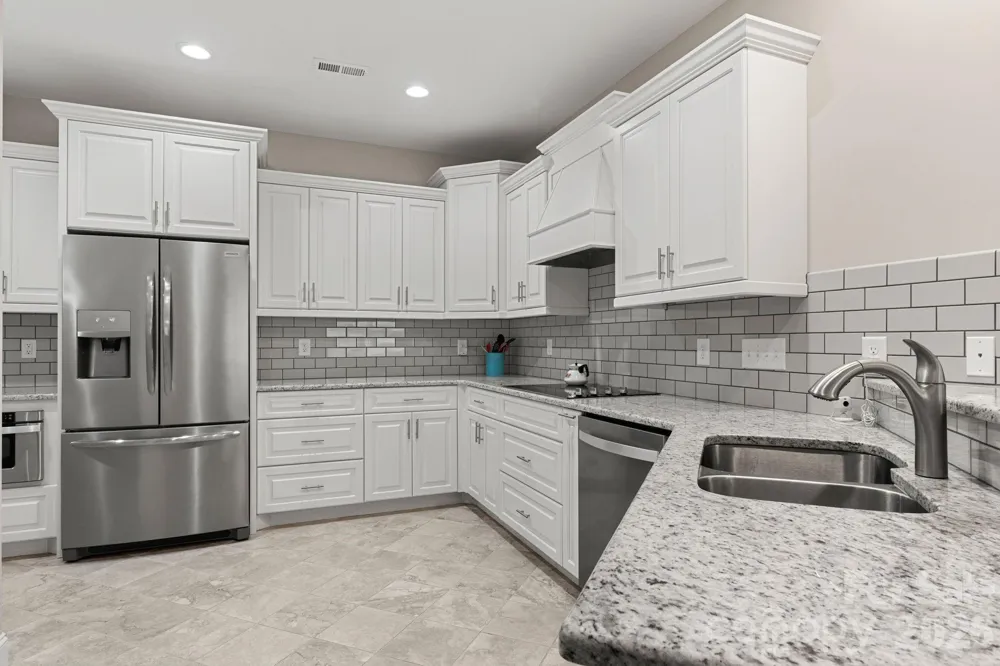 8276 Merchant Court Denver, NC 28037