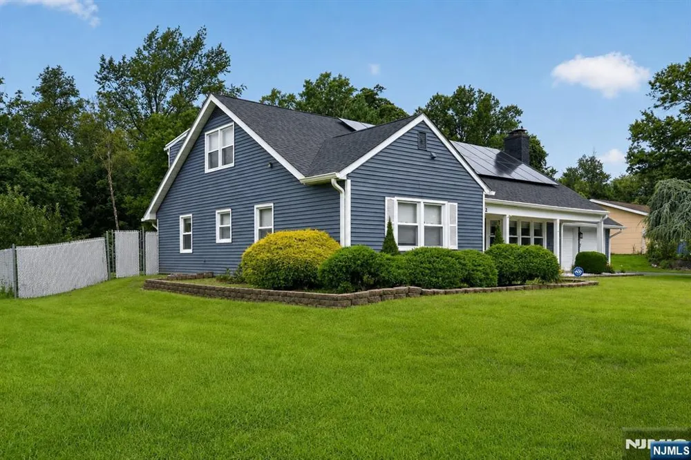 62 Macafee Road Franklin, NJ 08873