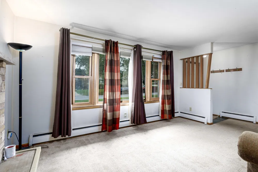 4545 Bonnie Avenue SE Kentwood City, MI 49508