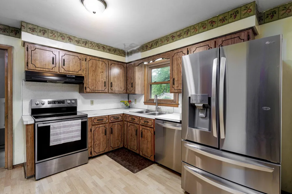 4545 Bonnie Avenue SE Kentwood City, MI 49508
