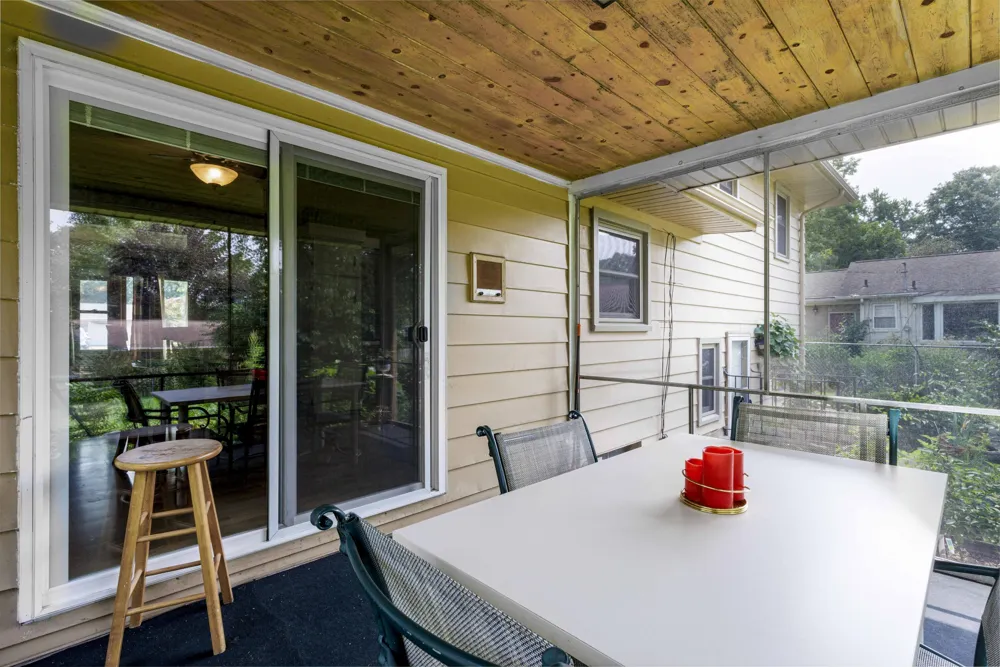 4545 Bonnie Avenue SE Kentwood City, MI 49508
