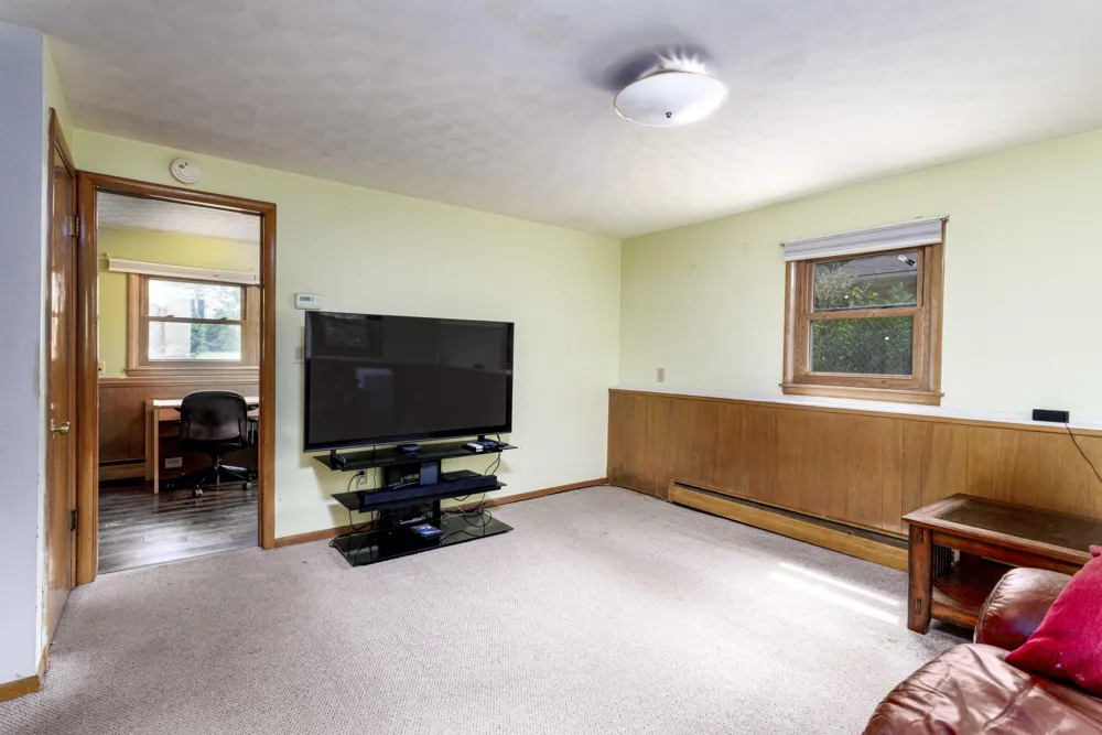 4545 Bonnie Avenue SE Kentwood City, MI 49508