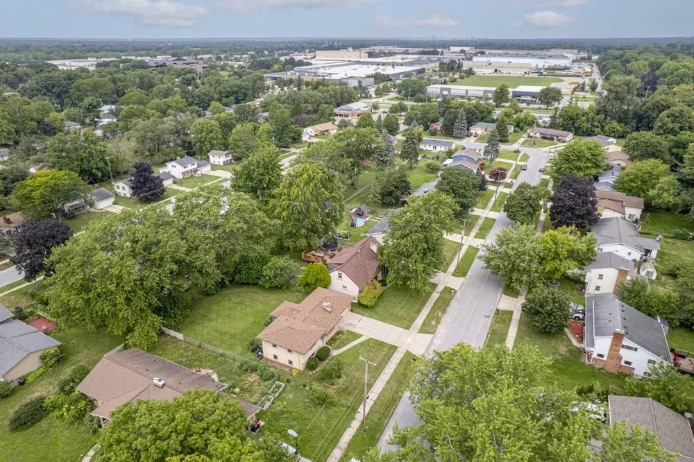 4545 Bonnie Avenue SE Kentwood City, MI 49508
