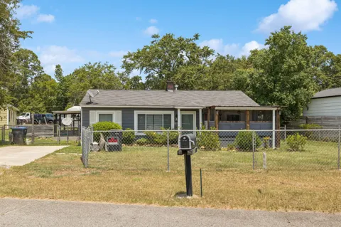 2513 Argonne Drive