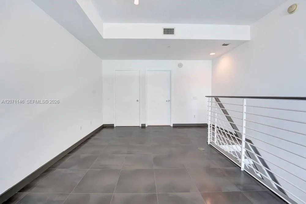 60 SW 13th St #1402 Miami, FL 33130