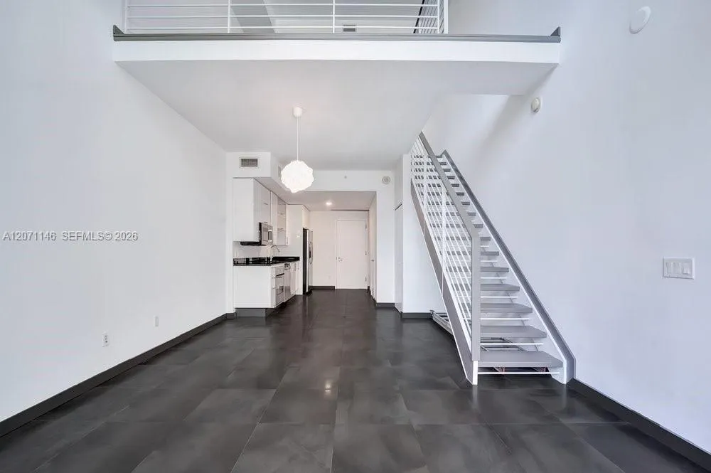 60 SW 13th St #1402 Miami, FL 33130