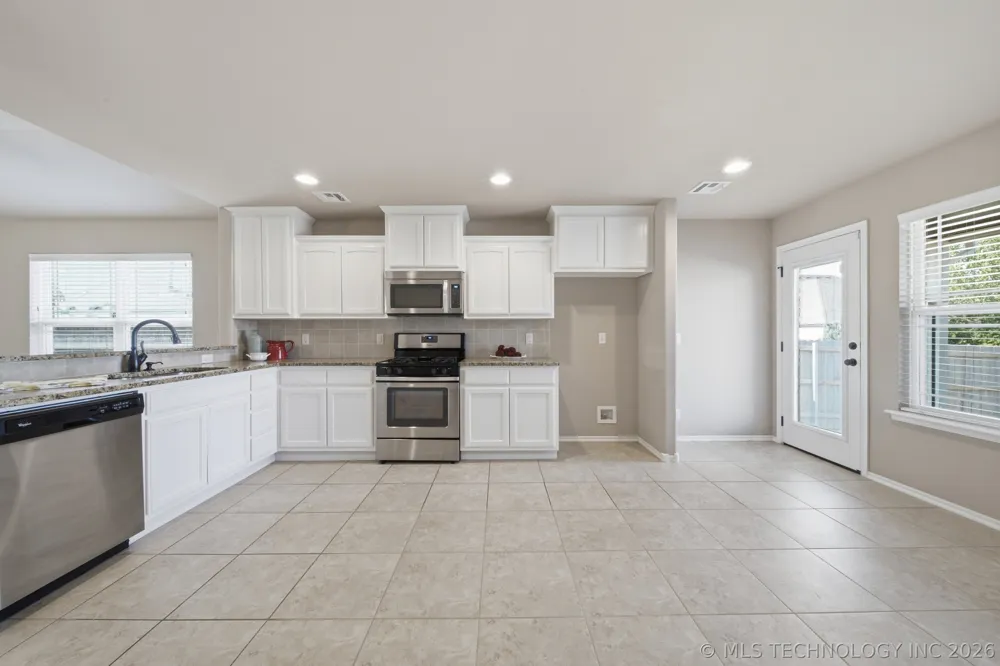 13310 S 21st Street Bixby, OK 74008