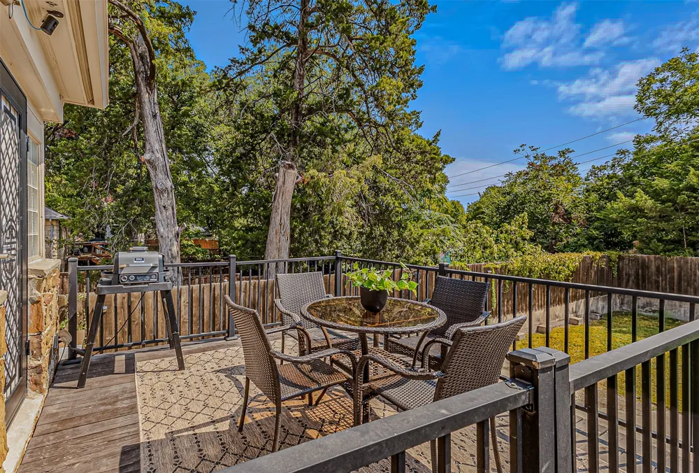 1618 Seevers Avenue Dallas, TX 75216