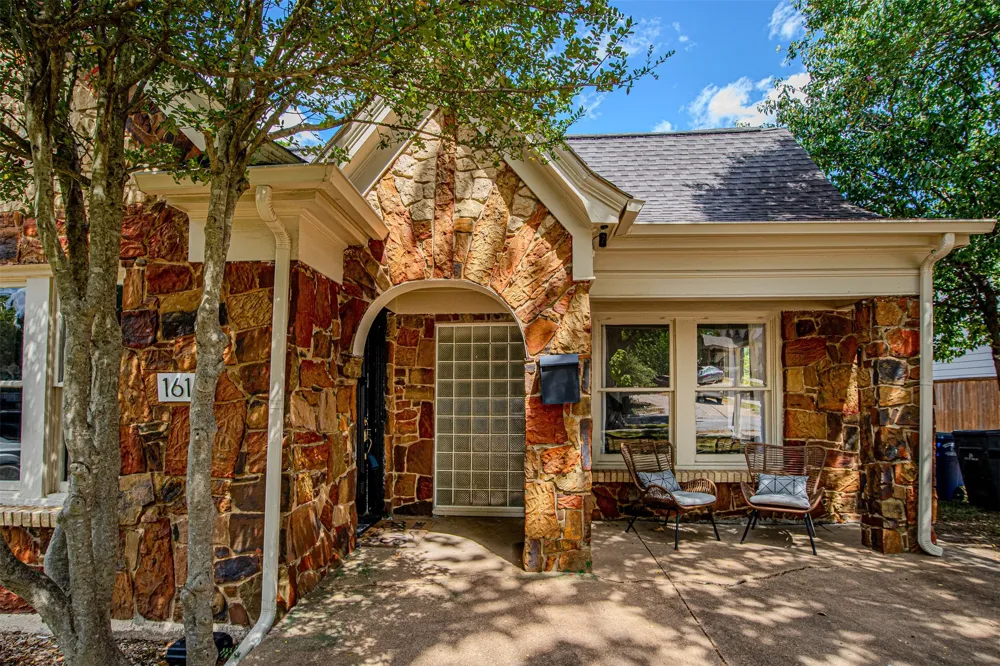 1618 Seevers Avenue Dallas, TX 75216