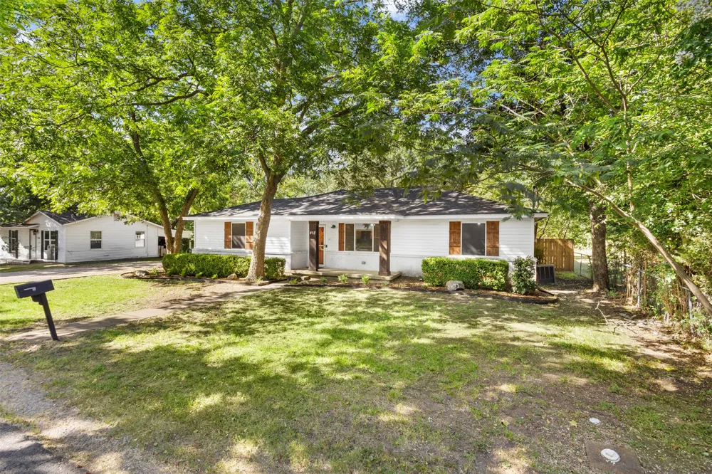 412 E Ross Street Waxahachie, TX 75165
