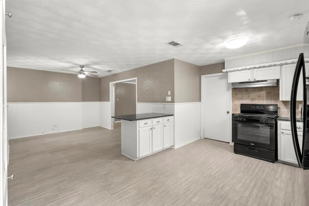 412 E Ross Street Waxahachie, TX 75165