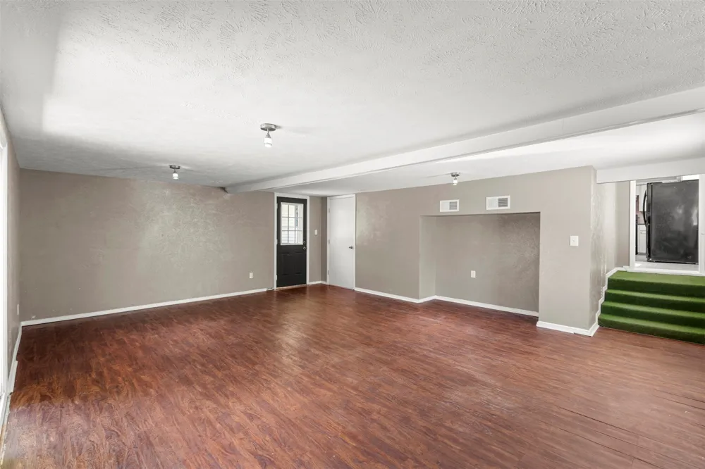 412 E Ross Street Waxahachie, TX 75165