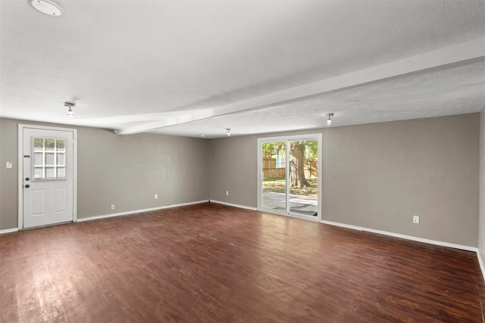 412 E Ross Street Waxahachie, TX 75165