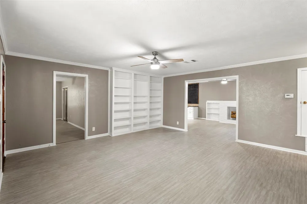 412 E Ross Street Waxahachie, TX 75165