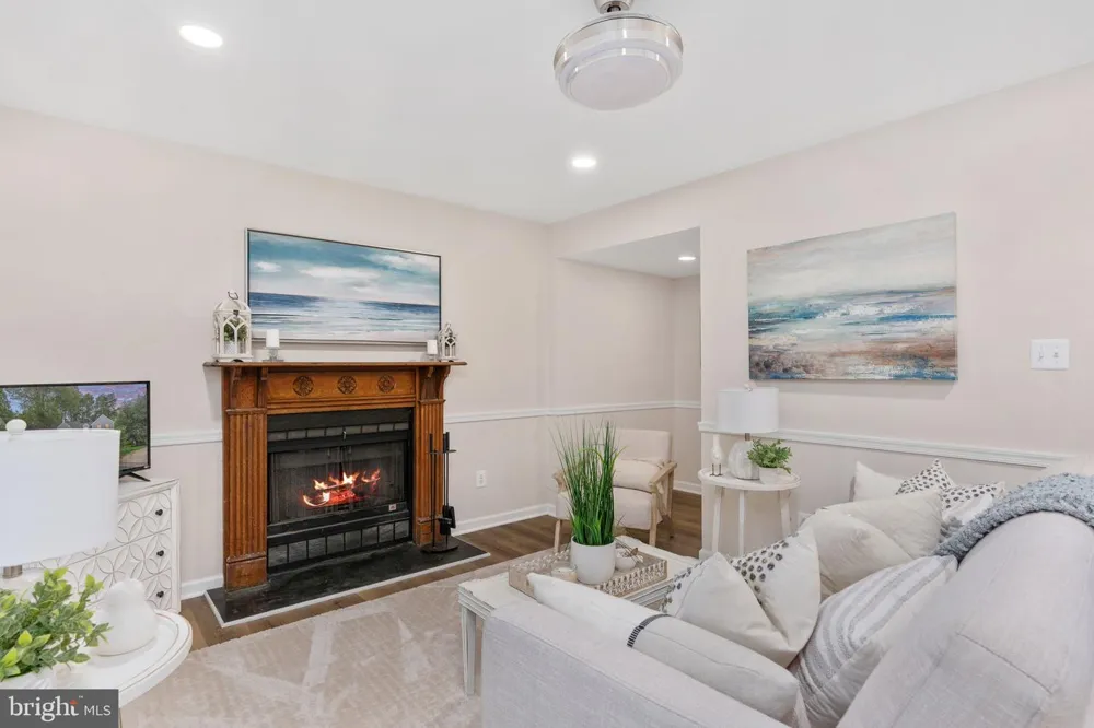 4749 SHADOW OAK COURT Dumfries, VA 22025