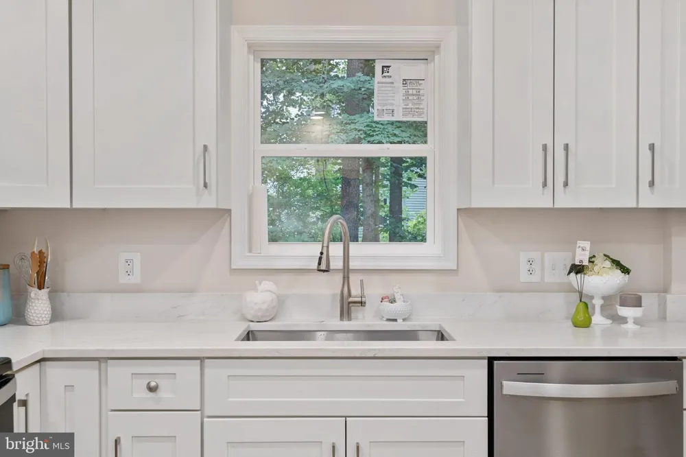 4749 SHADOW OAK COURT Dumfries, VA 22025