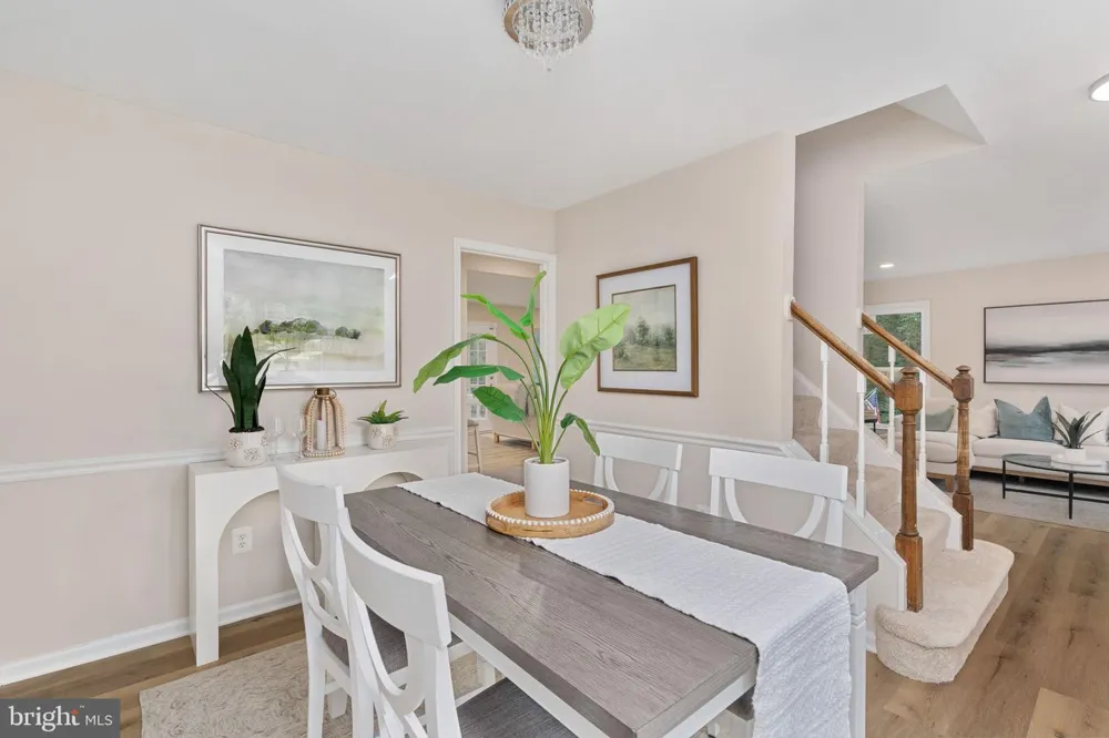 4749 SHADOW OAK COURT Dumfries, VA 22025