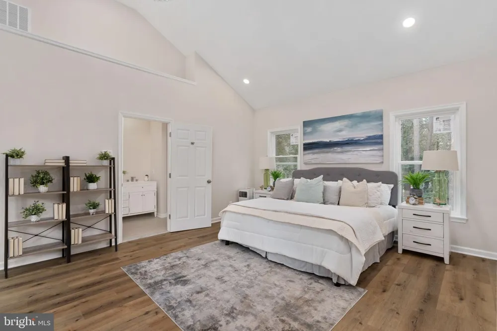 4749 SHADOW OAK COURT Dumfries, VA 22025