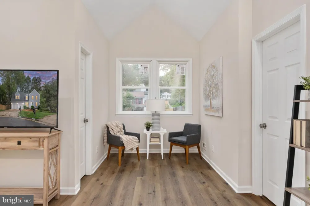 4749 SHADOW OAK COURT Dumfries, VA 22025