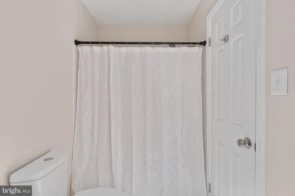 4749 SHADOW OAK COURT Dumfries, VA 22025
