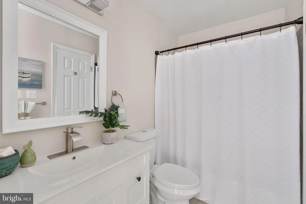 4749 SHADOW OAK COURT Dumfries, VA 22025