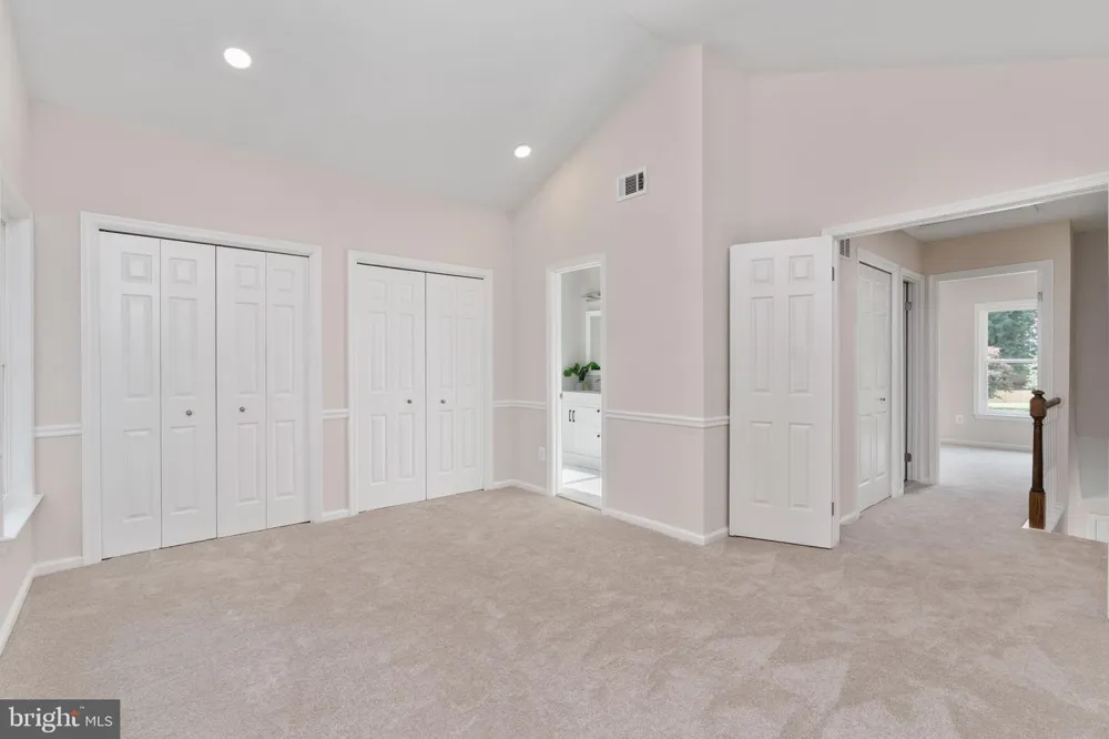 4749 SHADOW OAK COURT Dumfries, VA 22025