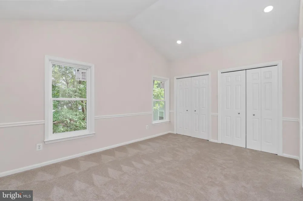 4749 SHADOW OAK COURT Dumfries, VA 22025