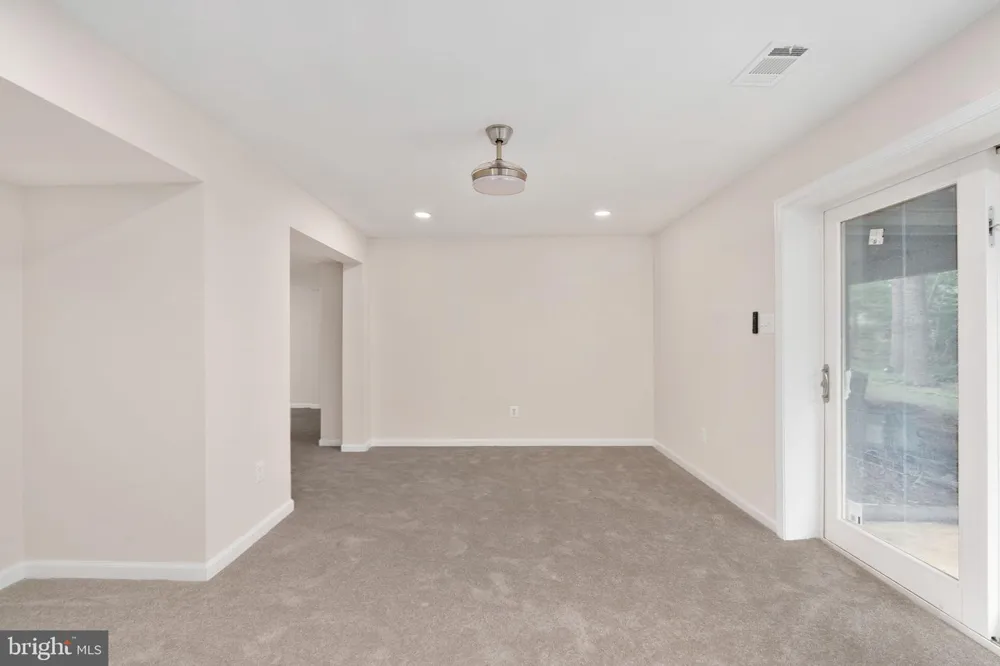 4749 SHADOW OAK COURT Dumfries, VA 22025