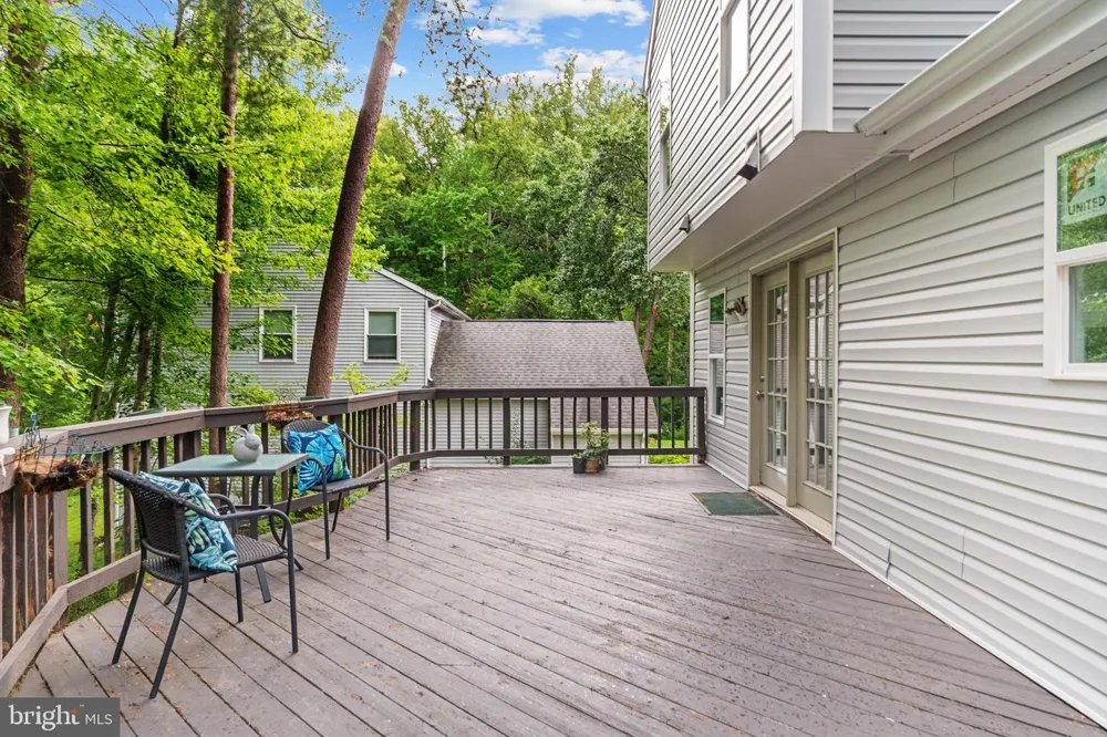 4749 SHADOW OAK COURT Dumfries, VA 22025