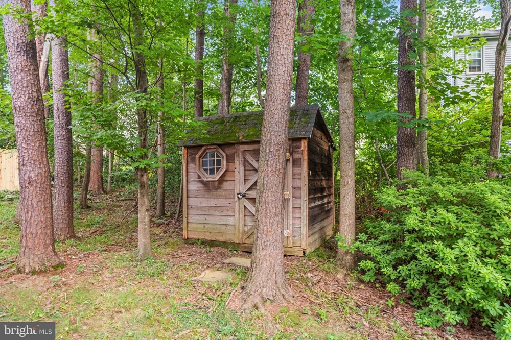 4749 SHADOW OAK COURT Dumfries, VA 22025