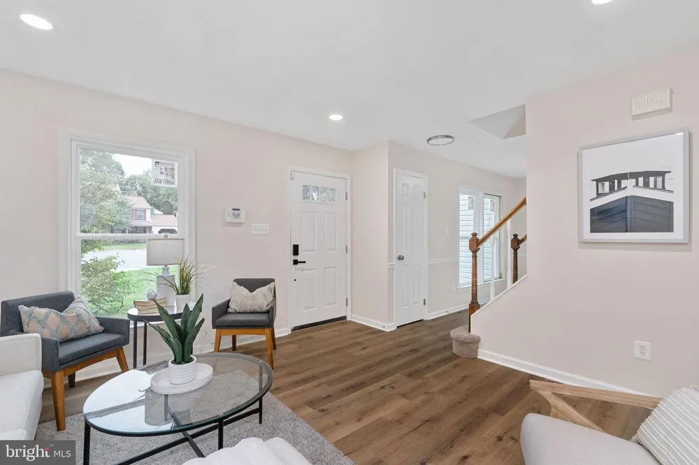 4749 SHADOW OAK COURT Dumfries, VA 22025