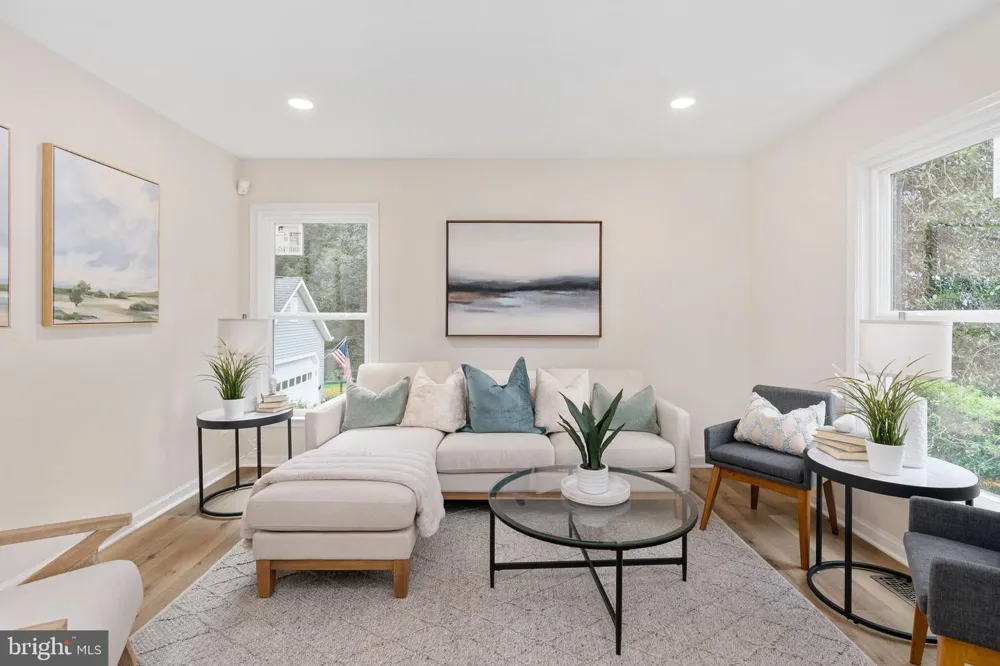4749 SHADOW OAK COURT Dumfries, VA 22025