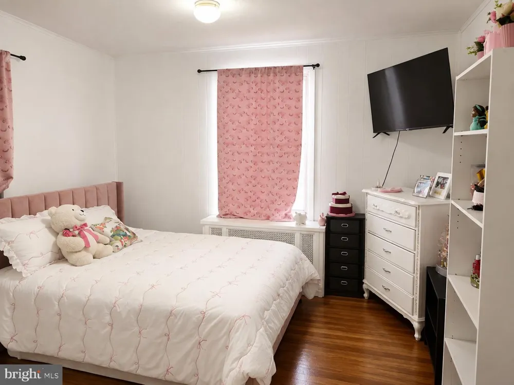 3305 PRINCETON AVENUE Philadelphia, PA 19149