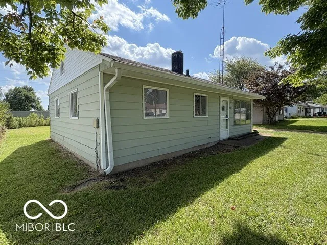 611 E Linda Layne Muncie, IN 47303
